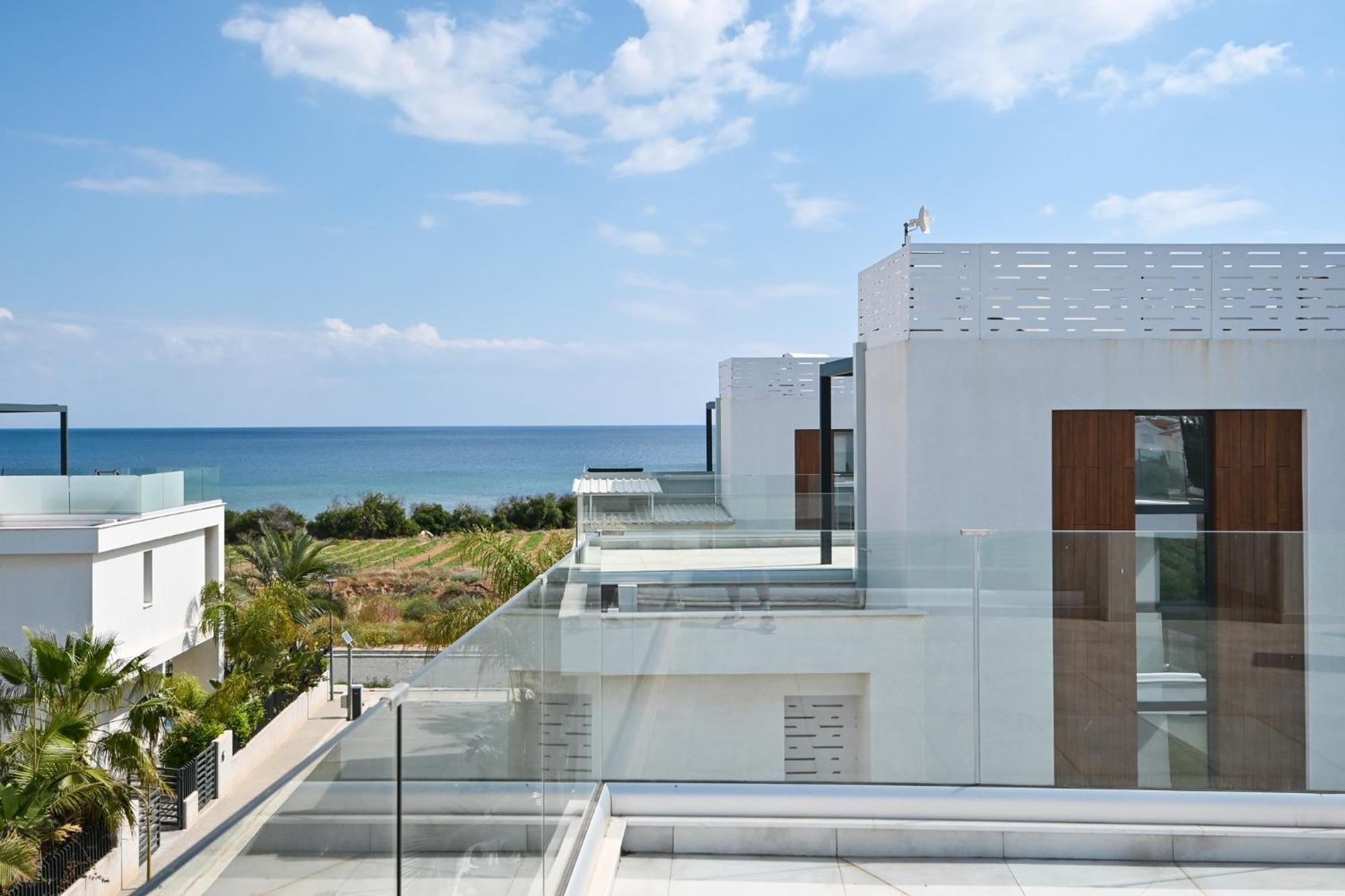 By The Beach Villa 12 프로타라스 외부 사진